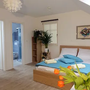  Appartement With Parking